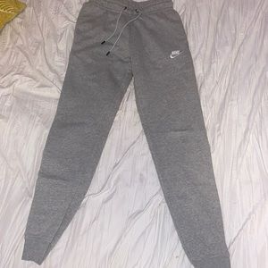 nike sweatpants